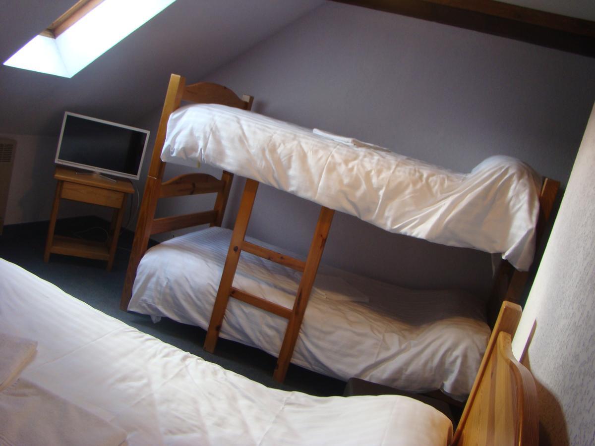 Aux Globe-Trotters Otel Murat  Dış mekan fotoğraf