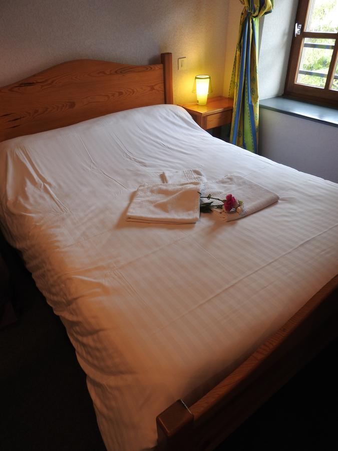 Aux Globe-Trotters Otel Murat  Dış mekan fotoğraf